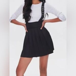 NWT Forever 21 Black Pleated Overall Skirt/Dress